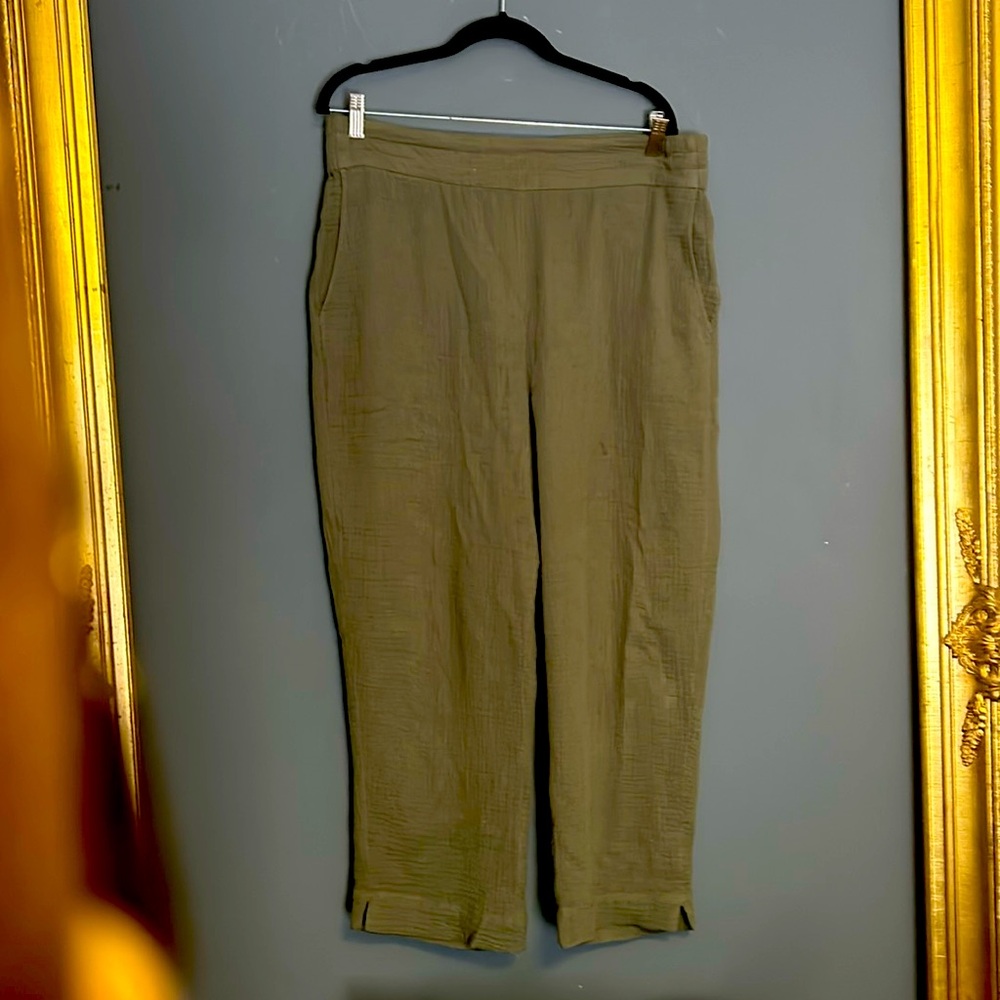 Soft Surroundings Sage Green Linen Trousers